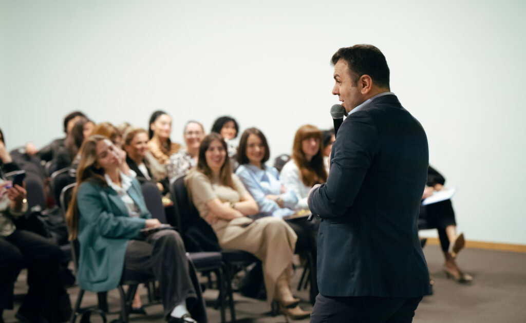შთამაგონებელი სემინარი „ლიდერი ქალების ფსიქოლოგია” წარმატებით ჩატარდა