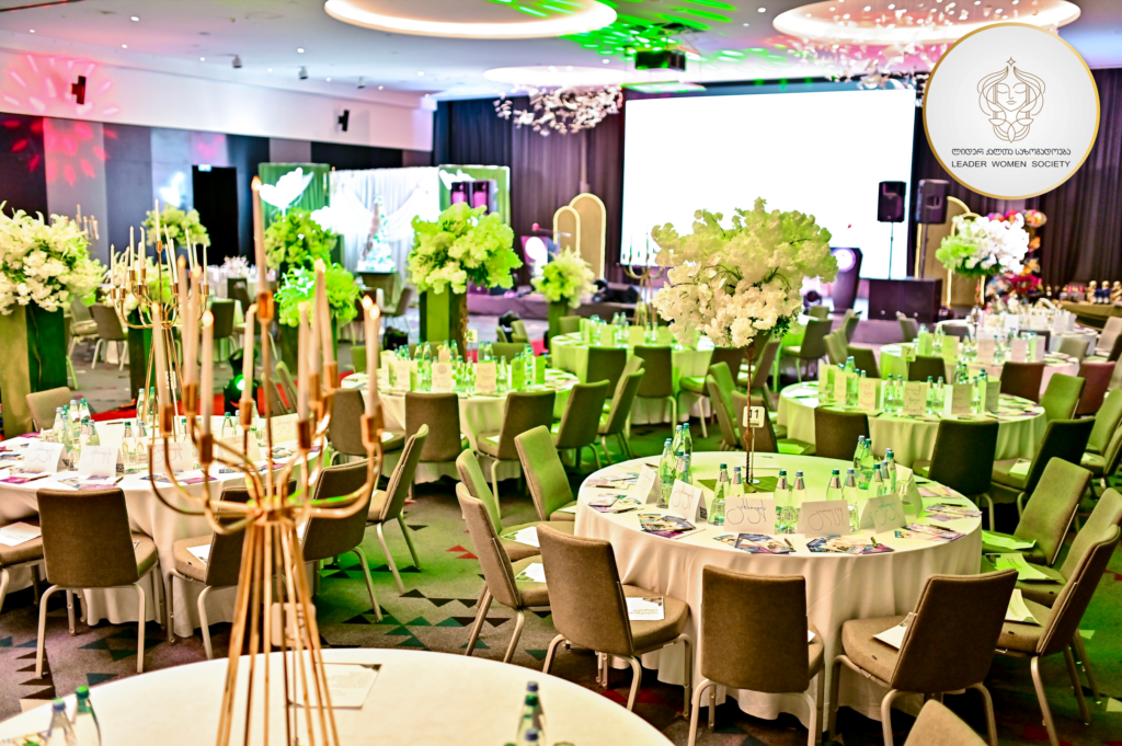 ლიდერ ქალთა საზოგადოების XIII წარდგენის ღონისძიება — „წარმატების საღამო 2025“ წარმატებით ჩატარდა